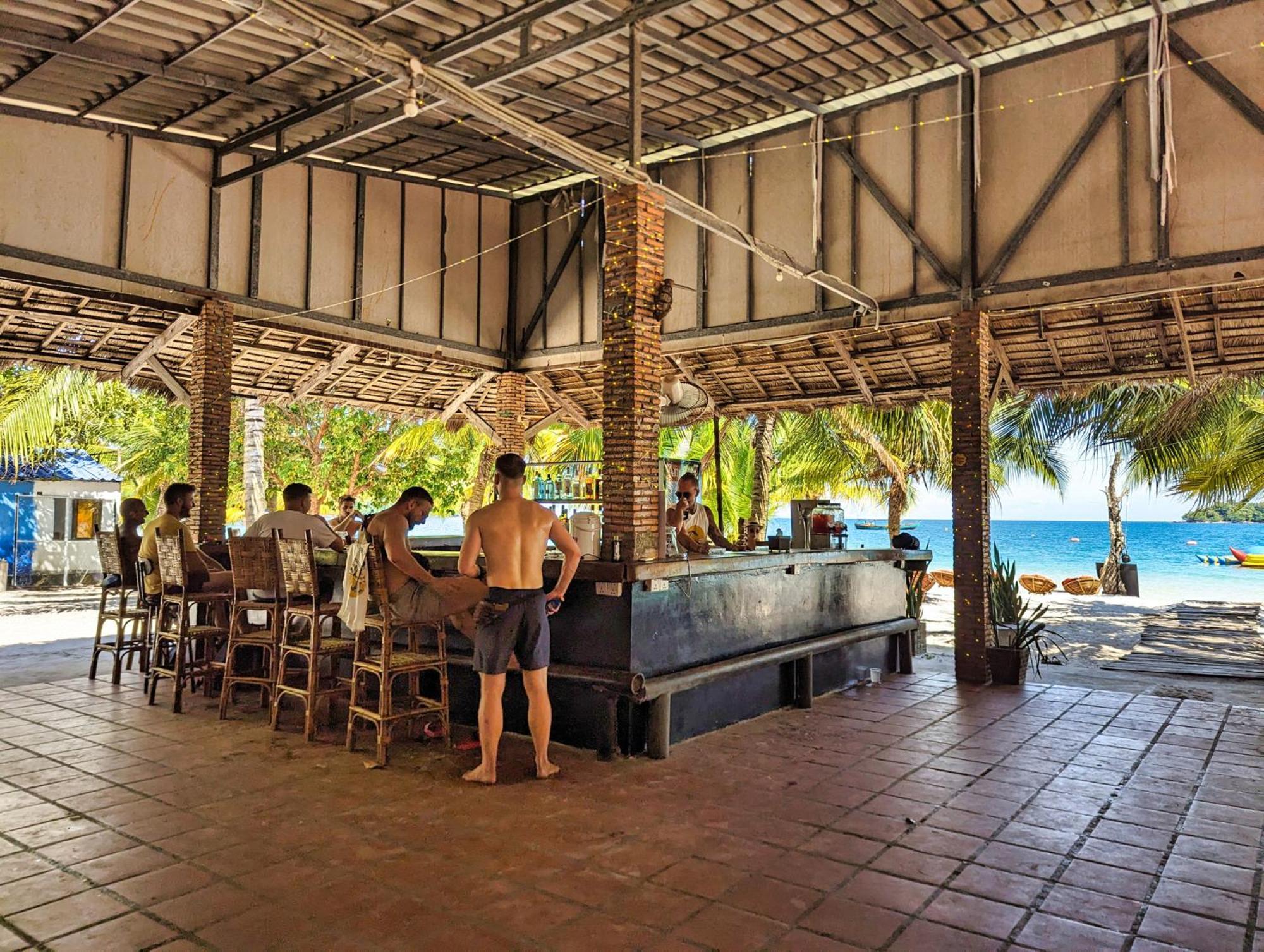 Koh Rong Beach Hostel And Bungalows Kaoh Touch Eksteriør billede