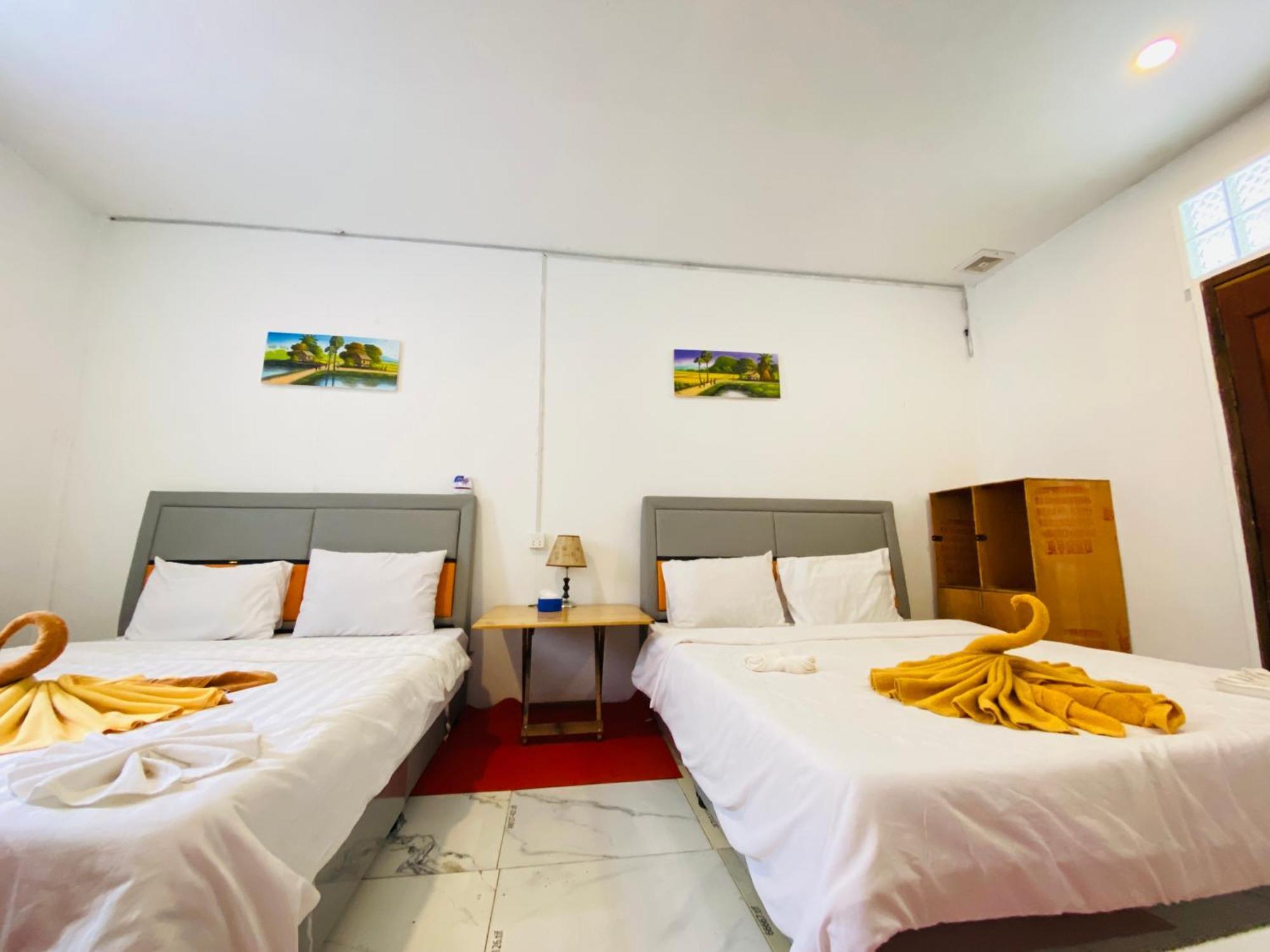 Koh Rong Beach Hostel And Bungalows Kaoh Touch Eksteriør billede